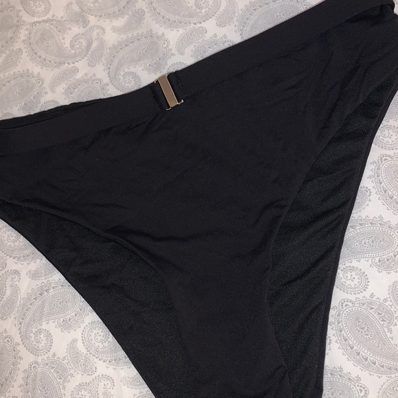 Cute black bikini bottoms never worn!! - Picture 2 of 2